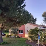 Bed & Breakfast D'hotes - Acrifolia Aigrefeuille-sur-Maine