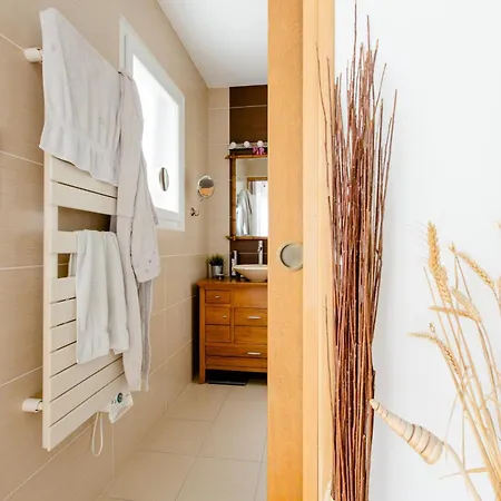 D'hotes - Acrifolia Bed & Breakfast Aigrefeuille-sur-Maine
