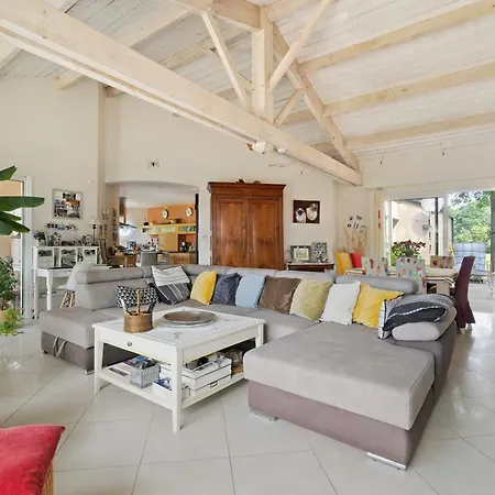D'hotes - Acrifolia Bed & Breakfast Aigrefeuille-sur-Maine