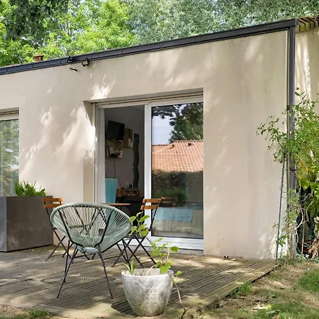 D'hotes - Acrifolia Bed & Breakfast Aigrefeuille-sur-Maine