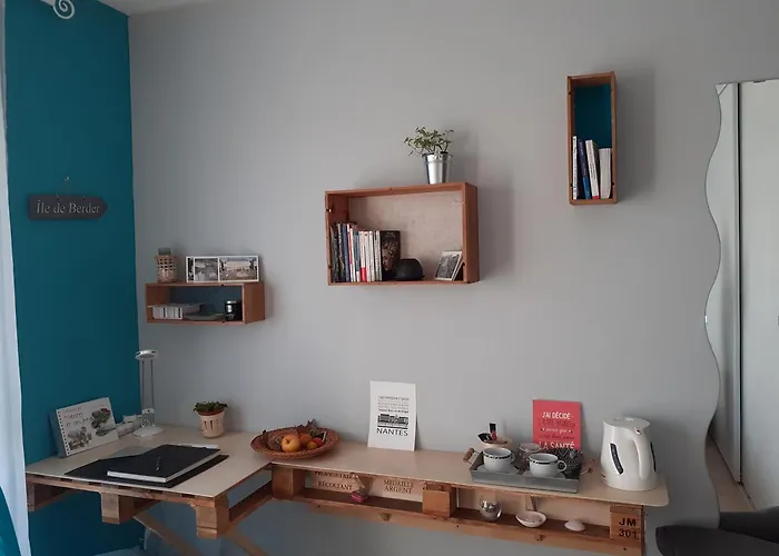 ベッド・アンド・ブレックファスト D'hotes - Acrifolia Aigrefeuille-sur-Maine